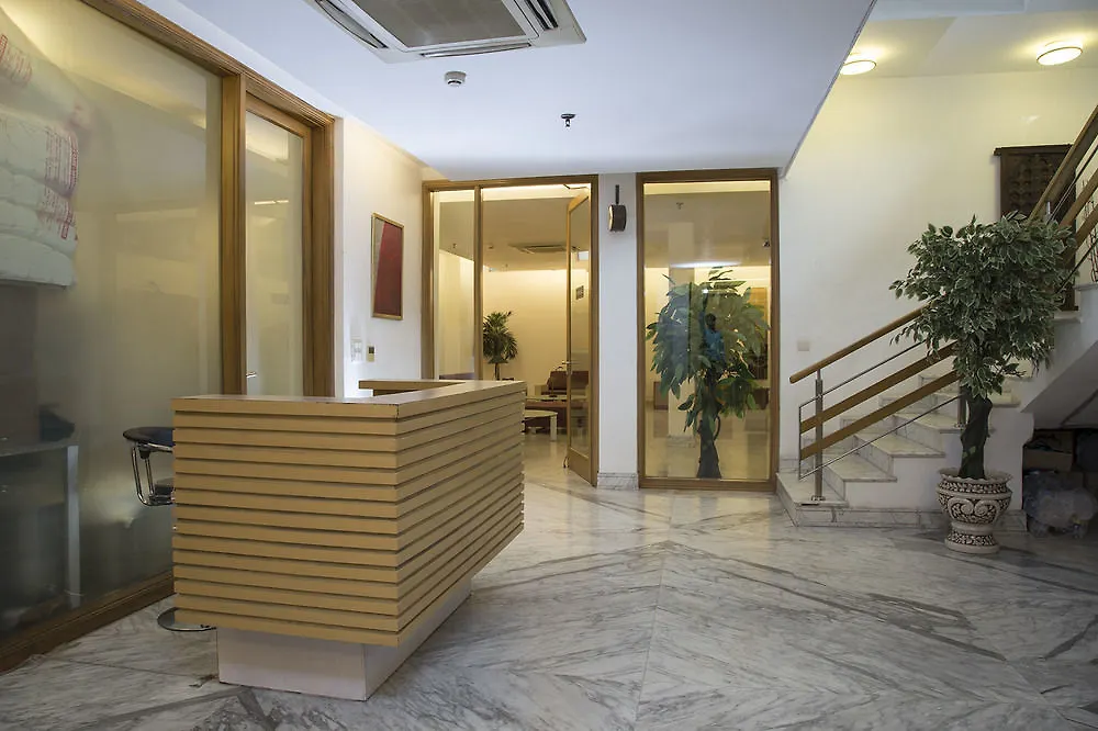 Fabhotel Mg Road Iffco Chowk Gurgaon Hotel